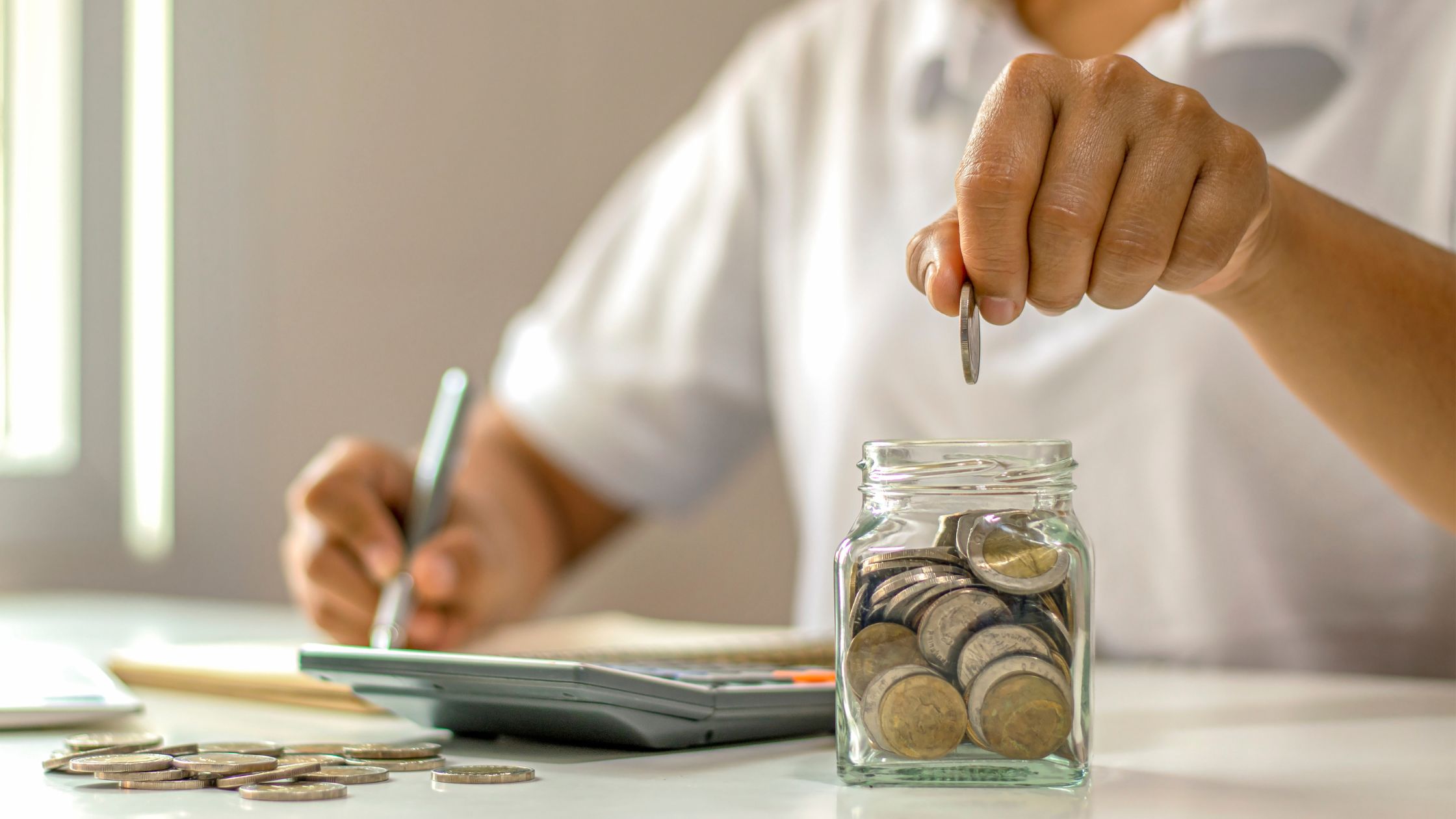 15 Practical Ways to Save Money Fast (Even on a Low Income)